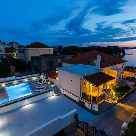 Apartmán And Studio Giovanni 1 *